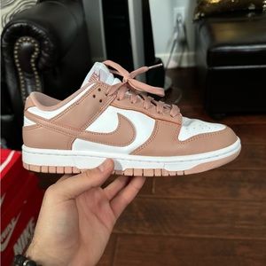 Wmns Nike Dunk Low “Rose Whisper” size8.5